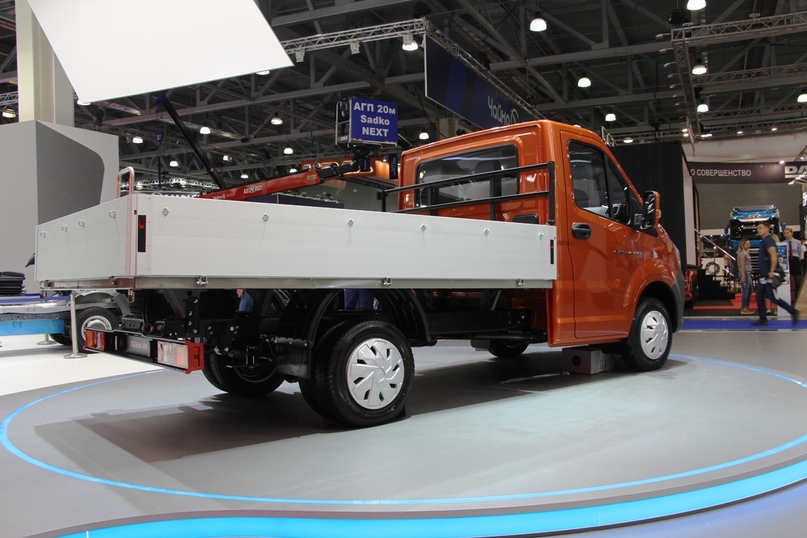 New Next: ГАЗ показал обновленную Газель на выставке Комтранс, изображение №15